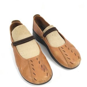 Archipedico Tan‎ Flats Leather Slip On 37 36